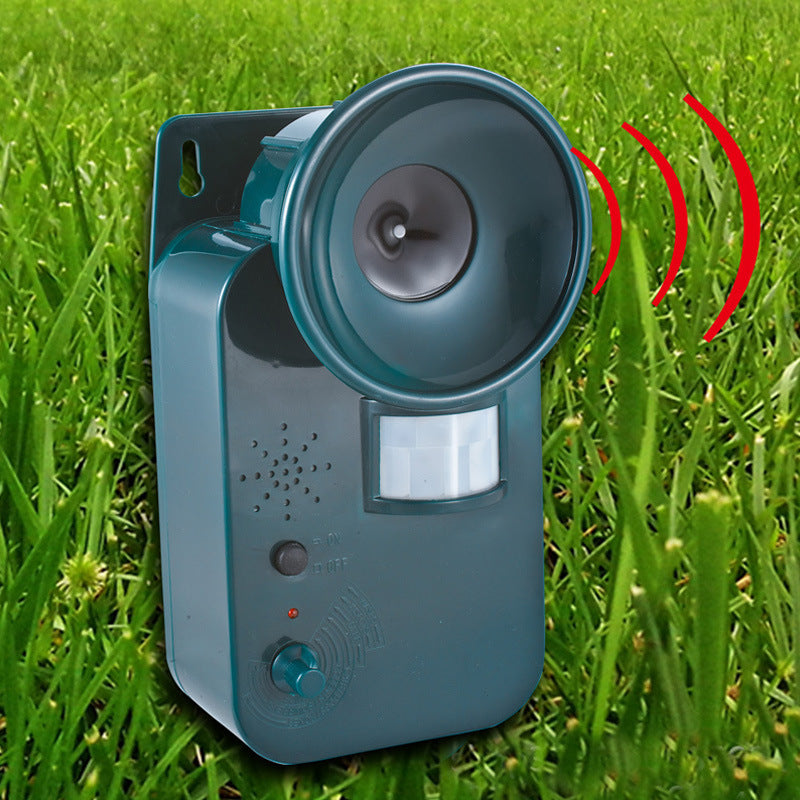 Outdoor Wireless Ultrasonic Animal Repeller